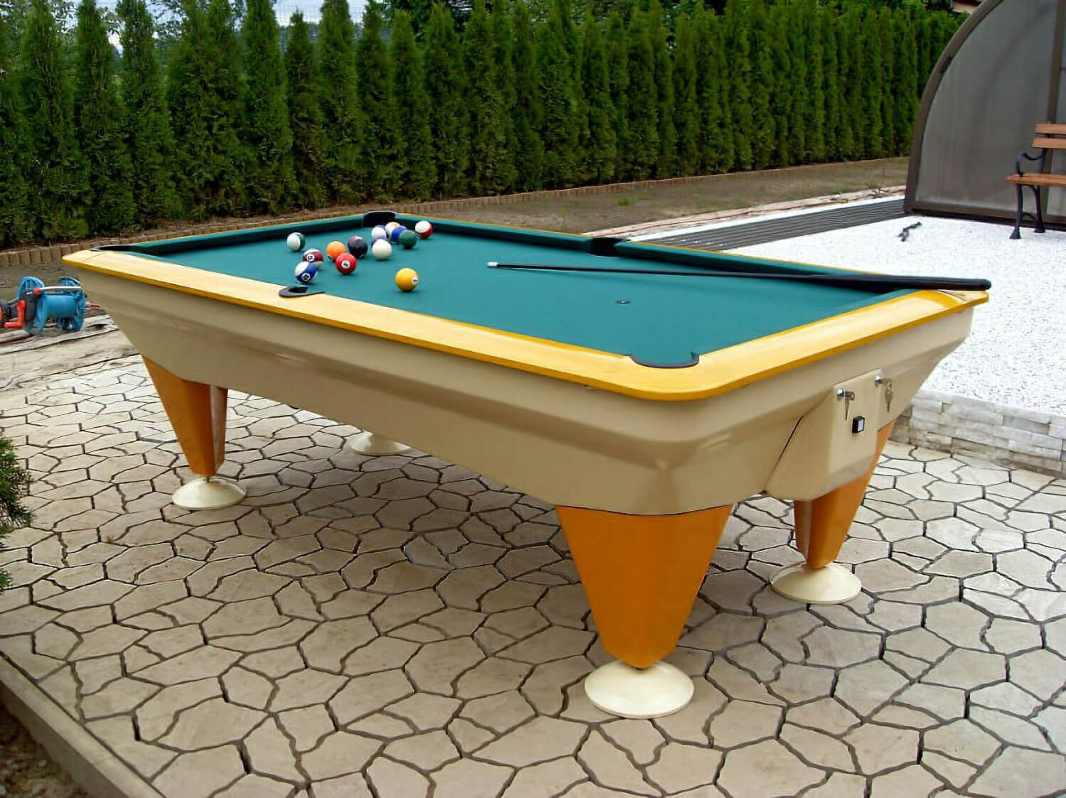 Tempo Garden 7 foot Outdoor American Slate Bed Pool Table