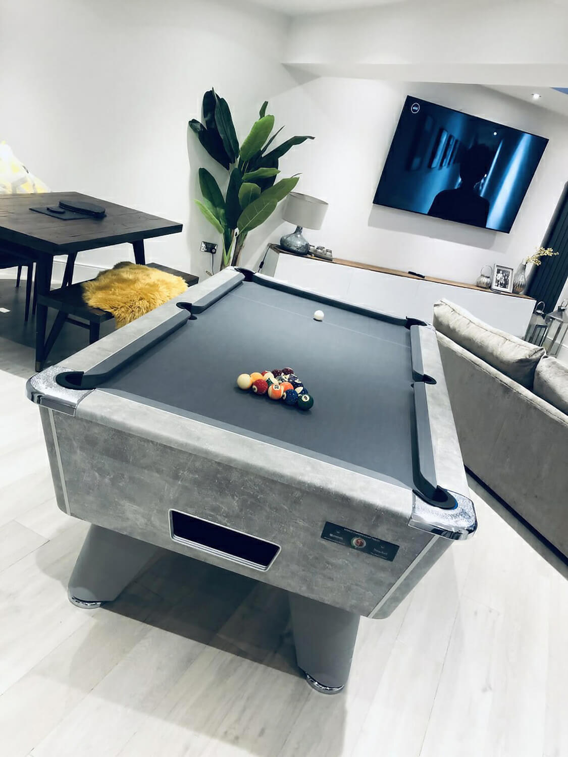 Supreme Winner Slate Bed Pool Table