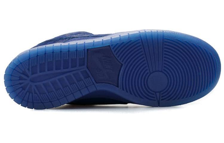 Nike Dunk Low Premium SB  Once In A Blue Moon - Nike Dunk Low Premium SB  Once In A Blue Moon - Yeezy Boost 350