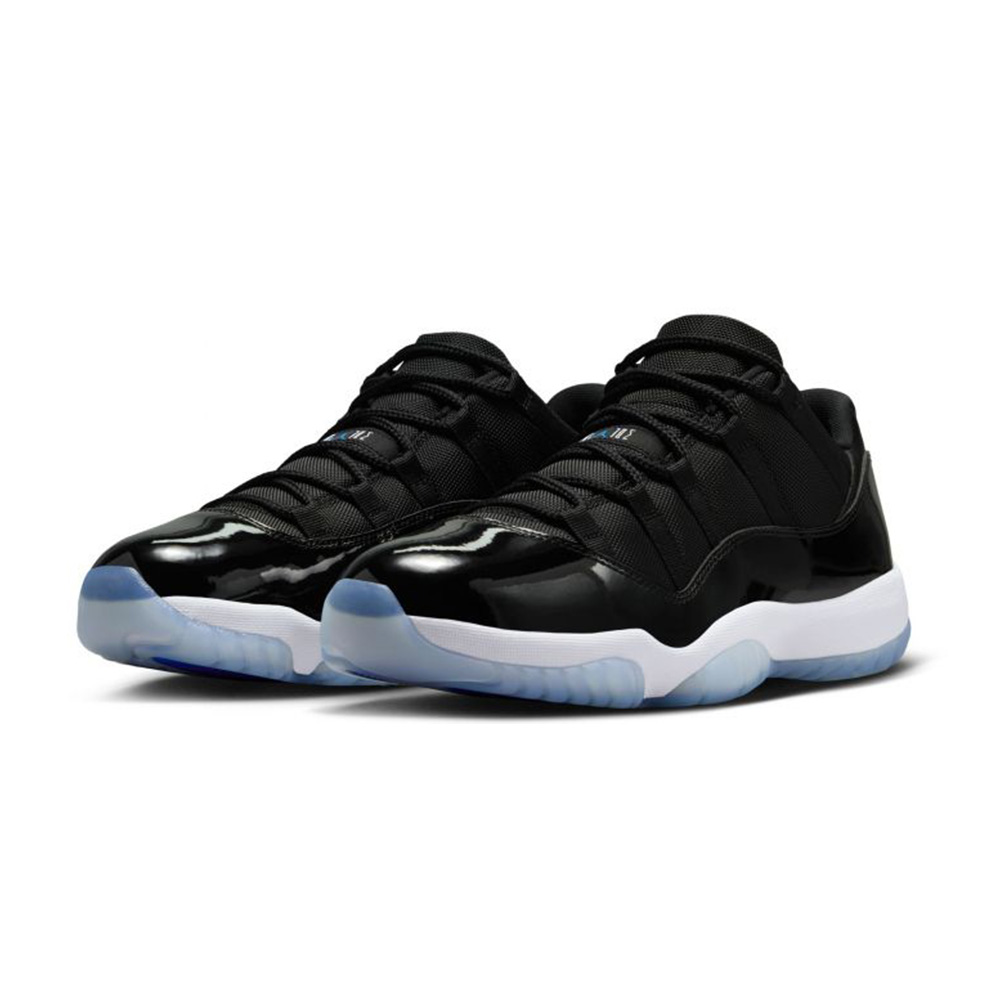 AIR JORDAN 11 LOW Space Jam - AIR JORDAN 11 LOW Space Jam - Yeezy Boost 350