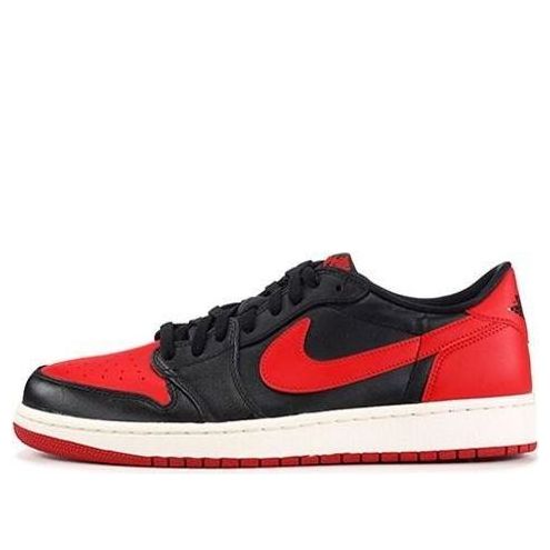 Air Jordan 1 Retro Low OG  Bred - Air Jordan 1 Retro Low OG  Bred - Yeezy Boost 350