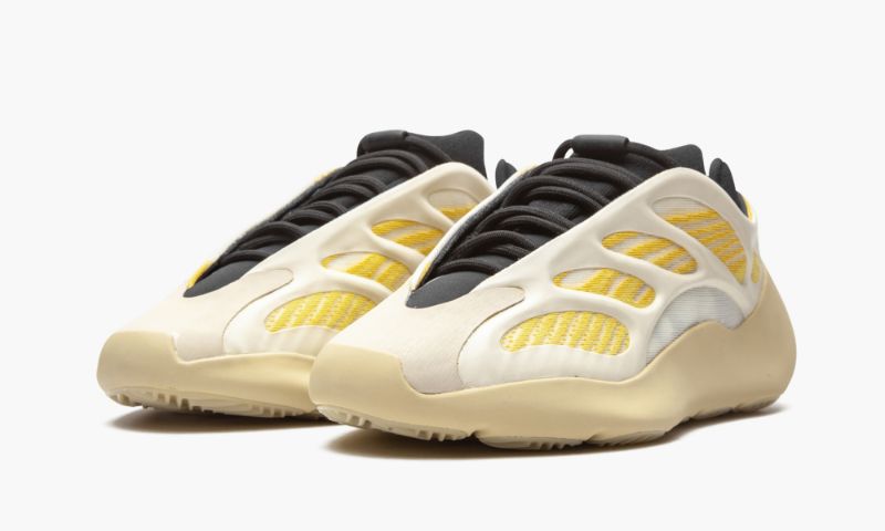 YZY 700 V3 Safflower - YZY 700 V3 Safflower - Yeezy Boost 350