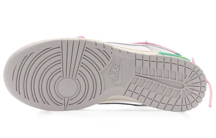 Nike x Off-White Dunk Low  Lot 09 of 50 - Nike x Off-White Dunk Low  Lot 09 of 50 - Yeezy Boost 350