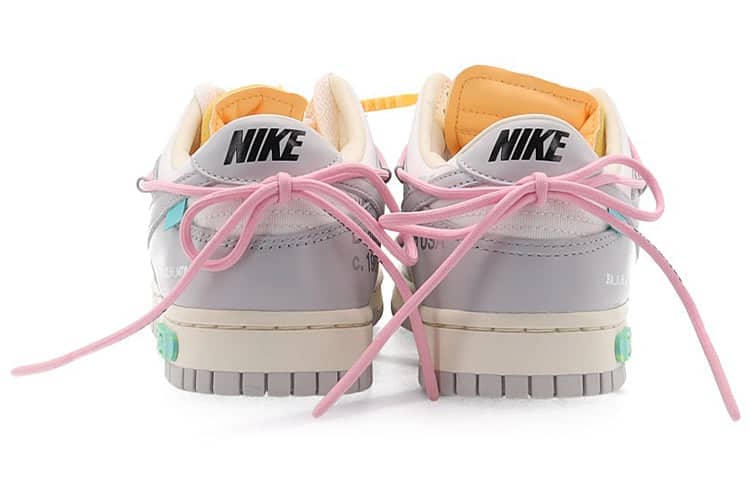 Nike x Off-White Dunk Low  Lot 09 of 50 - Nike x Off-White Dunk Low  Lot 09 of 50 - Yeezy Boost 350
