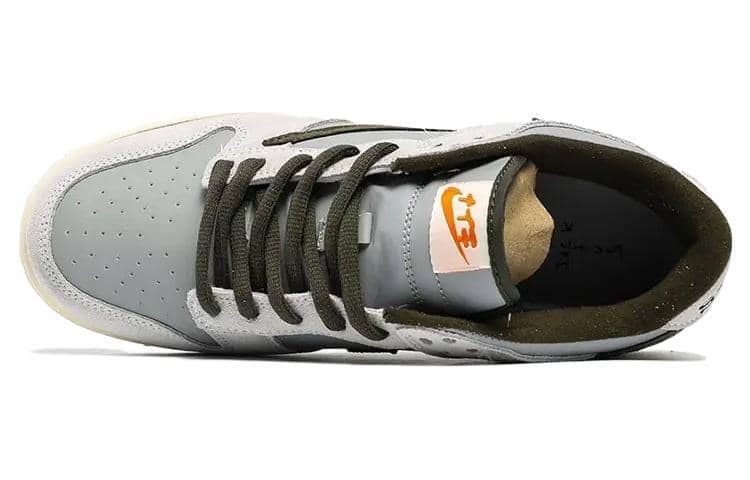 Nike x Travis Scott x PlayStation Dunk Low  Grey White - Nike x Travis Scott x PlayStation Dunk Low  Grey White - Yeezy Boost 350