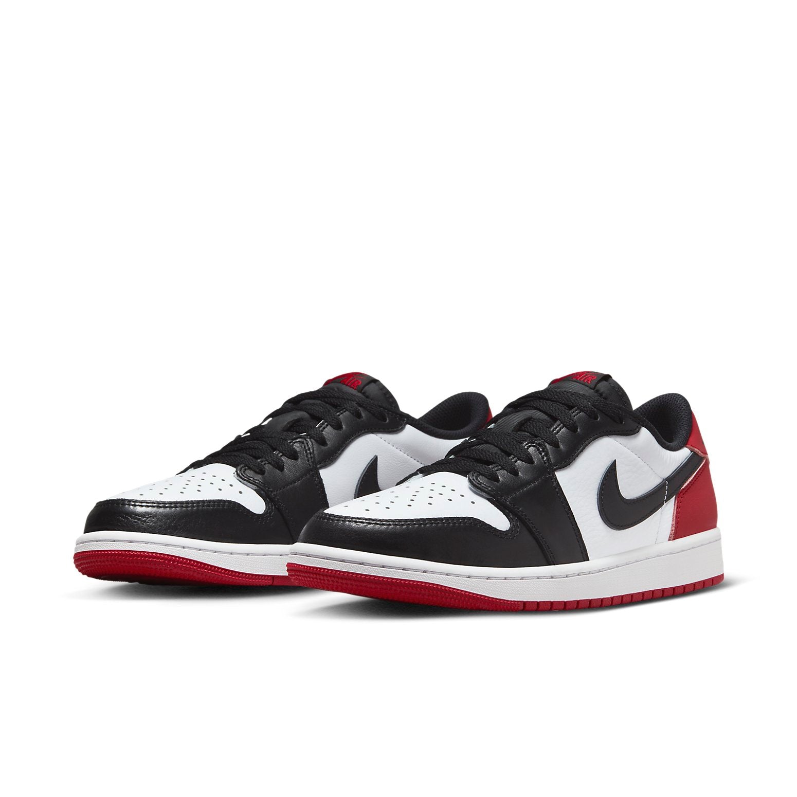 Air Jordan 1 Retro Low OG  Black Toe 2023 - Air Jordan 1 Retro Low OG  Black Toe 2023 - Yeezy Boost 350