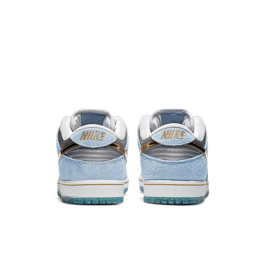 Nike x Sean Cliver SB Dunk Low  Holiday Special - Nike x Sean Cliver SB Dunk Low  Holiday Special - Yeezy Boost 350