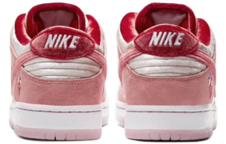 Nike x StrangeLove SB Dunk Low  Valentine s Day - Nike x StrangeLove SB Dunk Low  Valentine s Day - Yeezy Boost 350