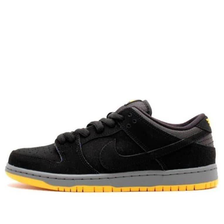 Nike Dunk Low Pro SB  Black - Nike Dunk Low Pro SB  Black - Yeezy Boost 350