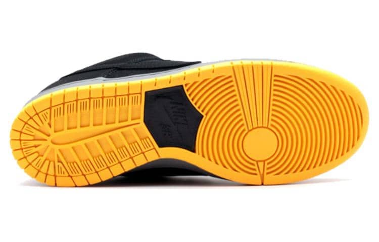 Nike Dunk Low Pro SB  Black - Nike Dunk Low Pro SB  Black - Yeezy Boost 350