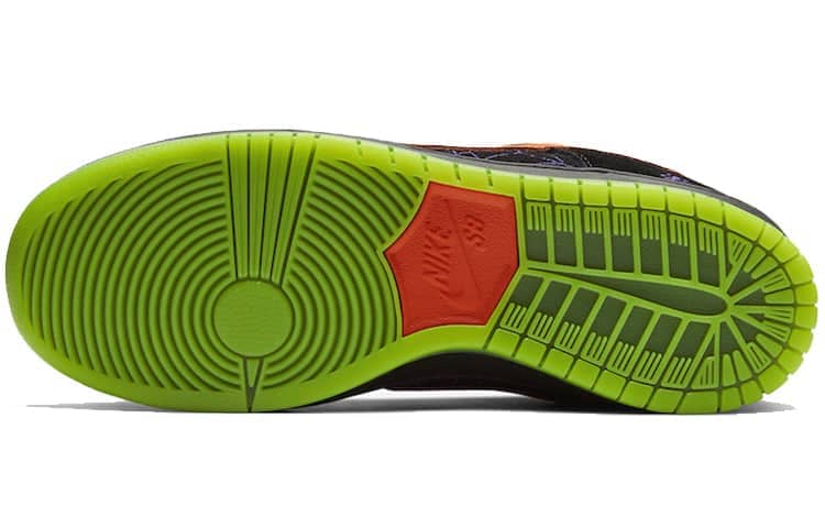 Nike SB Dunk Low Night of Mischief  Green Black Orange - Nike SB Dunk Low Night of Mischief  Green Black Orange - Yeezy Boost 350