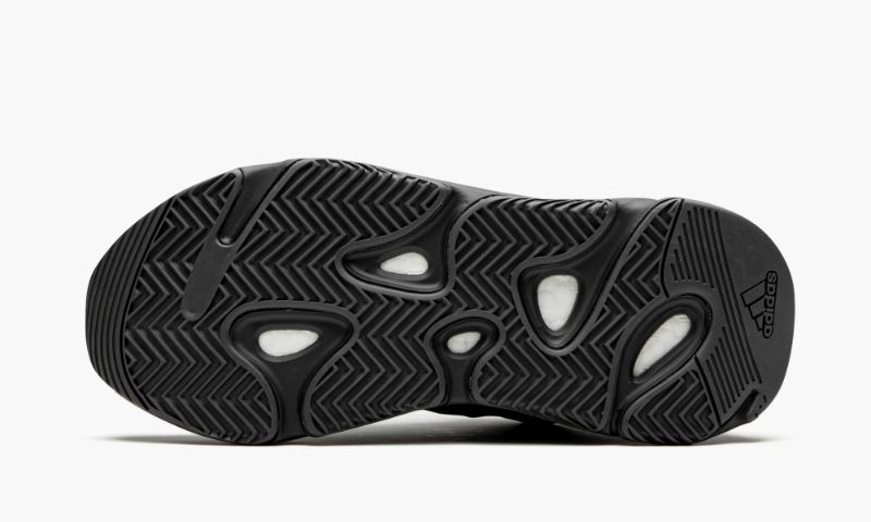 YZY Boost 700 MNVN Triple Black - YZY Boost 700 MNVN Triple Black - Yeezy Boost 350