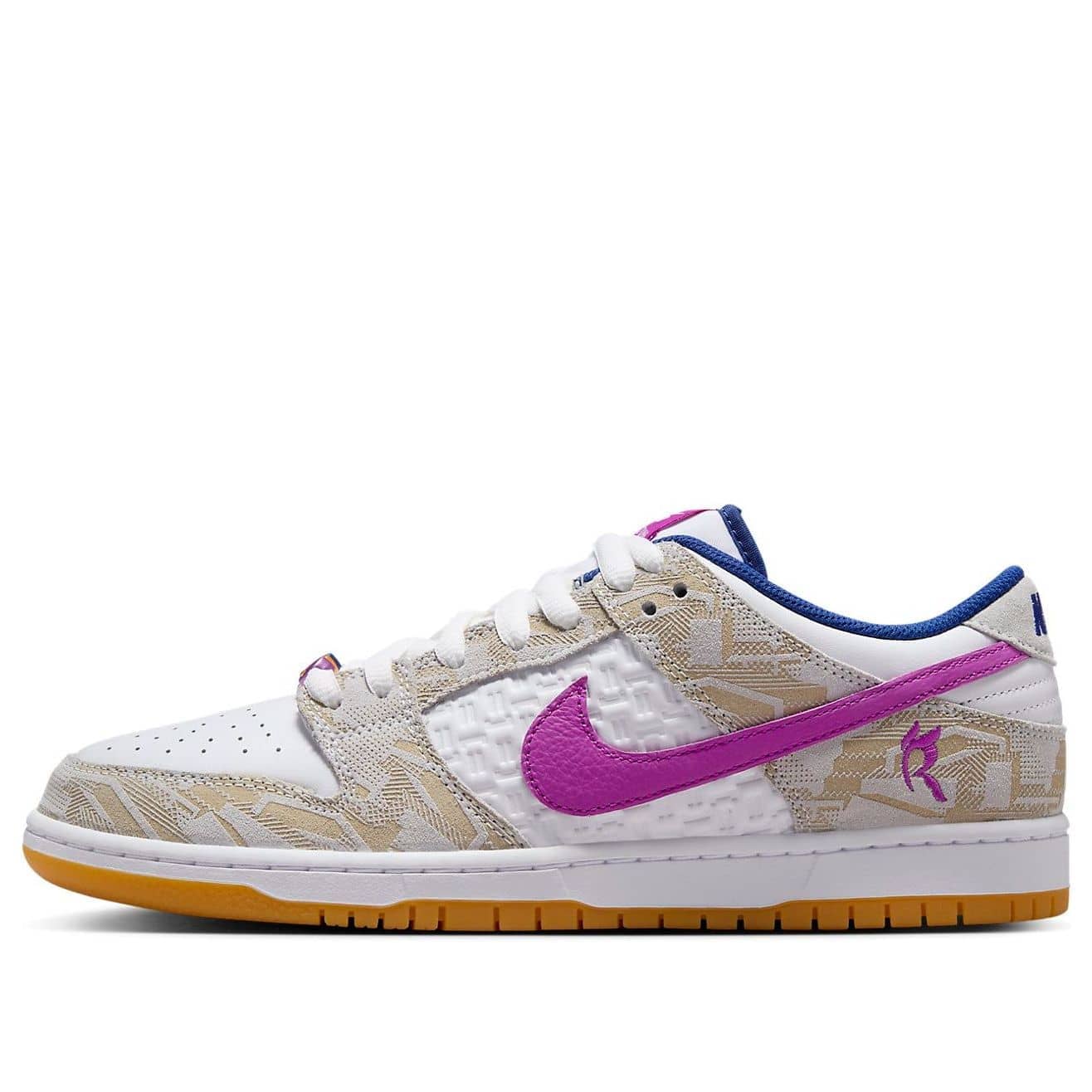 Nike SB Dunk Low  Rayssa Leal - Nike SB Dunk Low  Rayssa Leal - Yeezy Boost 350
