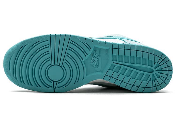 Nike Dunk Low Premium SB  High Hair - Nike Dunk Low Premium SB  High Hair - Yeezy Boost 350