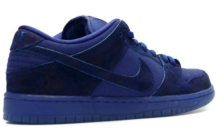 Nike Dunk Low Premium SB  Once In A Blue Moon - Nike Dunk Low Premium SB  Once In A Blue Moon - Yeezy Boost 350