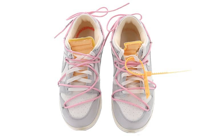 Nike x Off-White Dunk Low  Lot 09 of 50 - Nike x Off-White Dunk Low  Lot 09 of 50 - Yeezy Boost 350