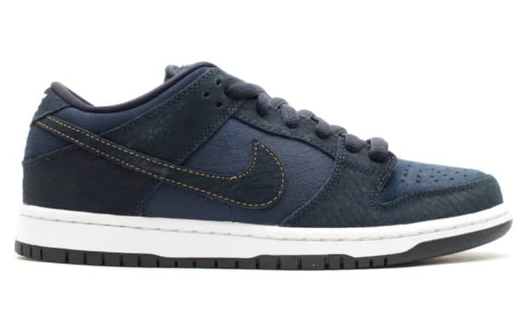 Nike Dunk Low Pro SB  US Passport - Nike Dunk Low Pro SB  US Passport - Yeezy Boost 350
