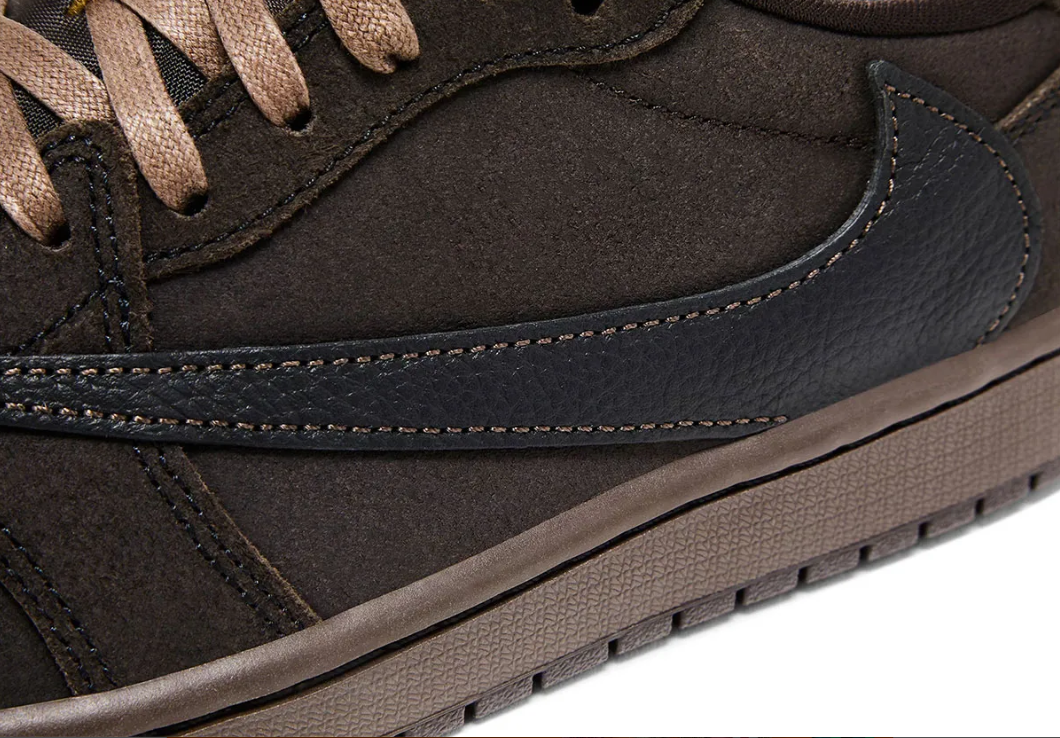 Air Jordan 1 Retro Low OG SP x Travis Scott  Velvet Brown - Air Jordan 1 Retro Low OG SP x Travis Scott  Velvet Brown - Yeezy Boost 350