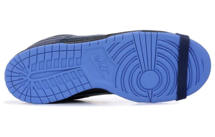 Nike Dunk Low Premium SB  Blue Lobster - Nike Dunk Low Premium SB  Blue Lobster - Yeezy Boost 350