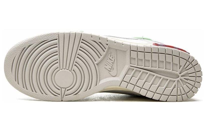 Nike x Off-White Dunk Low  Lot 07 of 50 - Nike x Off-White Dunk Low  Lot 07 of 50 - Yeezy Boost 350