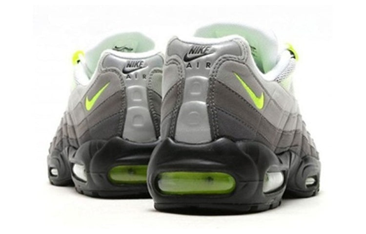 Nike Air Max 95 OG  Neon  2015 - Nike Air Max 95 OG  Neon  2015 - Yeezy Boost 350