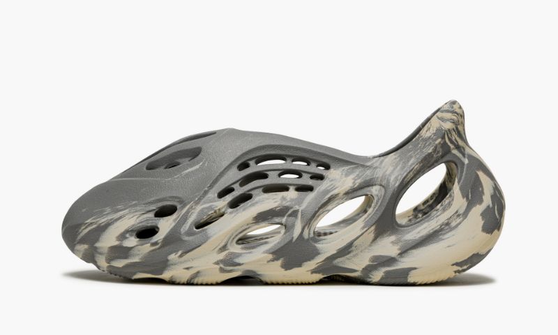 YZY Foam RNNR MXT Moon Gray - YZY Foam RNNR MXT Moon Gray - Yeezy Boost 350