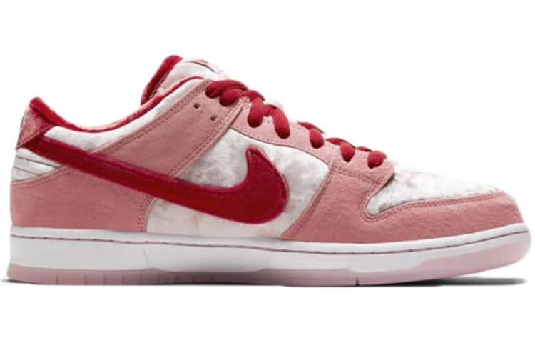Nike x StrangeLove SB Dunk Low  Valentine s Day - Nike x StrangeLove SB Dunk Low  Valentine s Day - Yeezy Boost 350