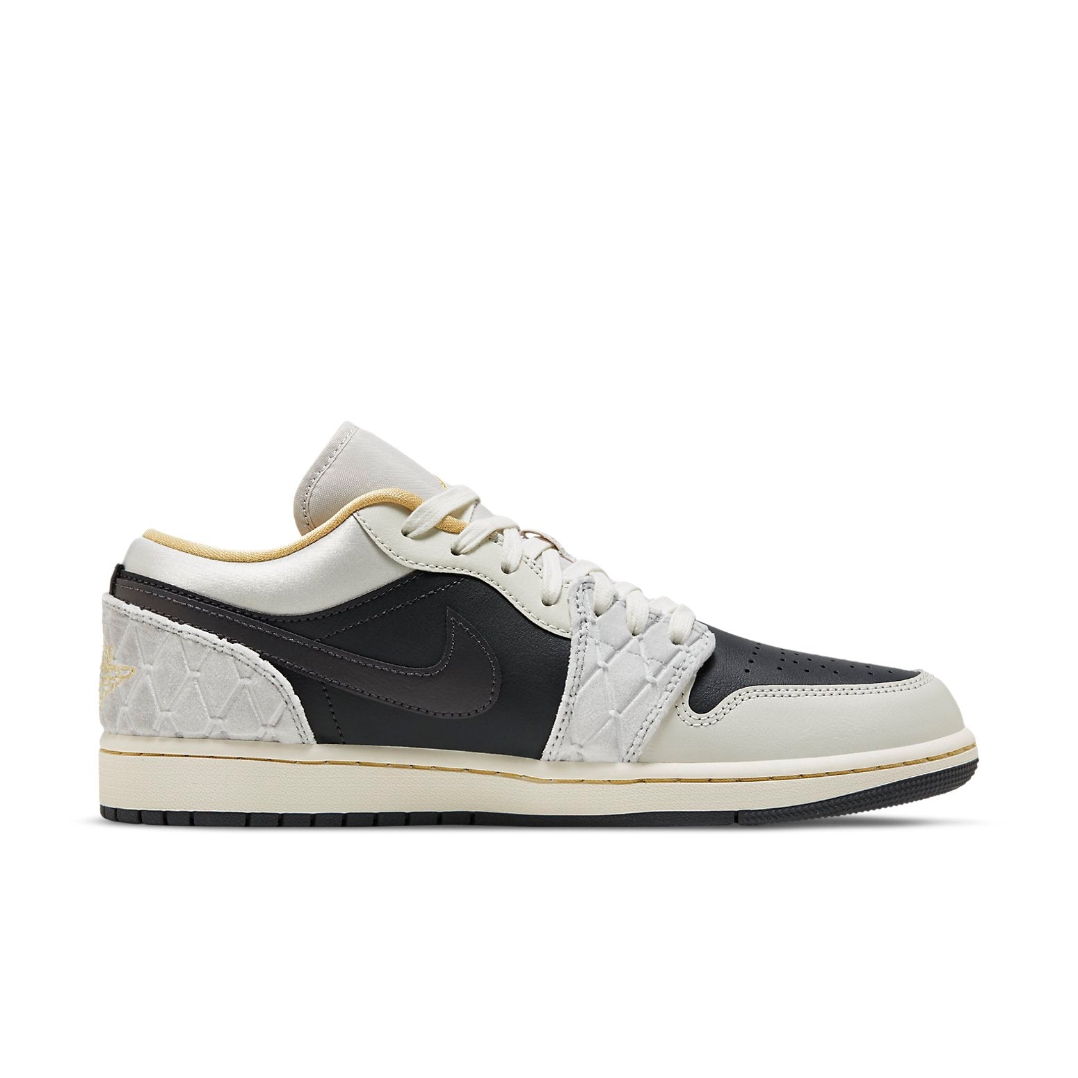 Air Jordan 1 Low SE  Beaded Swoosh - Air Jordan 1 Low SE  Beaded Swoosh - Yeezy Boost 350