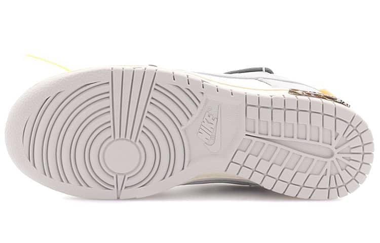 Nike x Off-White Dunk Low  Lot 41 of 50 - Nike x Off-White Dunk Low  Lot 41 of 50 - Yeezy Boost 350