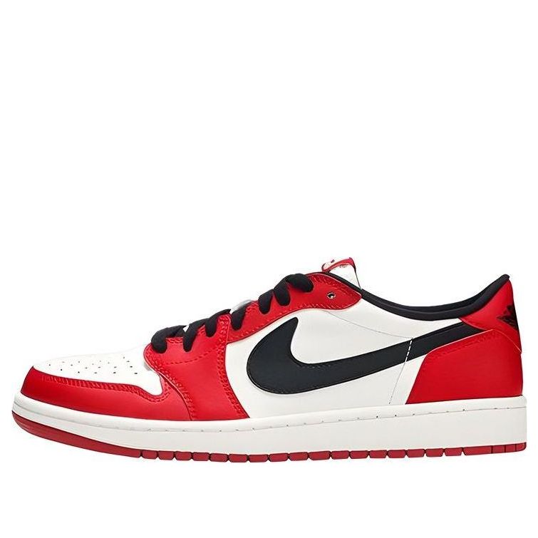 Air Jordan 1 Retro Low OG  Chicago - Air Jordan 1 Retro Low OG  Chicago - Yeezy Boost 350