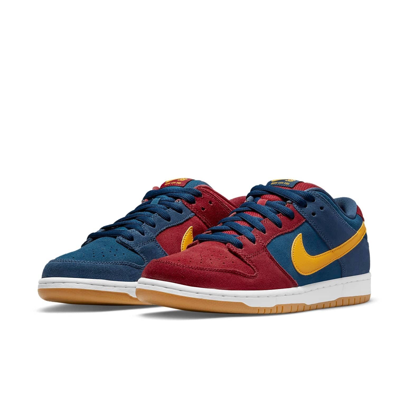 Nike SB Dunk Low  Catalonia - Nike SB Dunk Low  Catalonia - Yeezy Boost 350