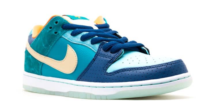 Nike Dunk Low Premium SB QS  Mia Skate Shop 10th Year Anniversary - Nike Dunk Low Premium SB QS  Mia Skate Shop 10th Year Anniversary - Yeezy Boost 350