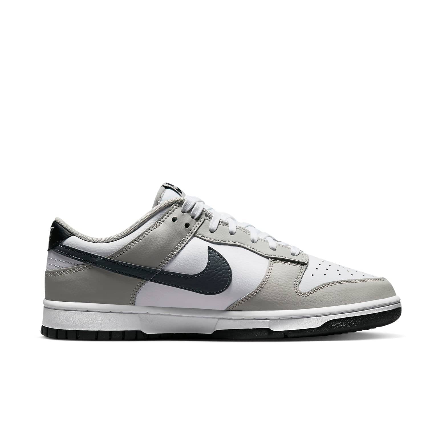 Nike Dunk Low  Spray Paint Swoosh - Nike Dunk Low  Spray Paint Swoosh - Yeezy Boost 350