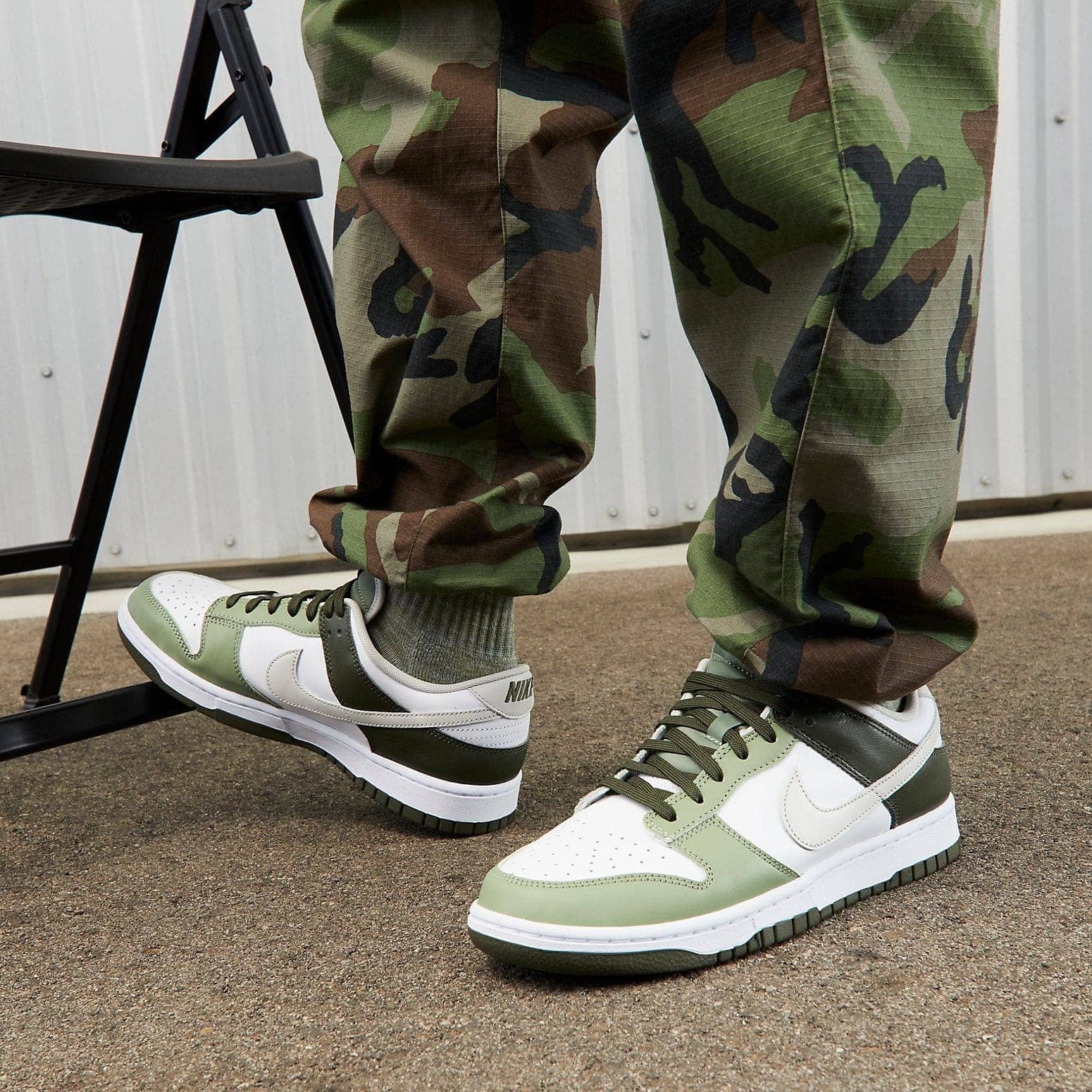Nike Dunk Low  Oil Green Cargo Khaki - Nike Dunk Low  Oil Green Cargo Khaki - Yeezy Boost 350