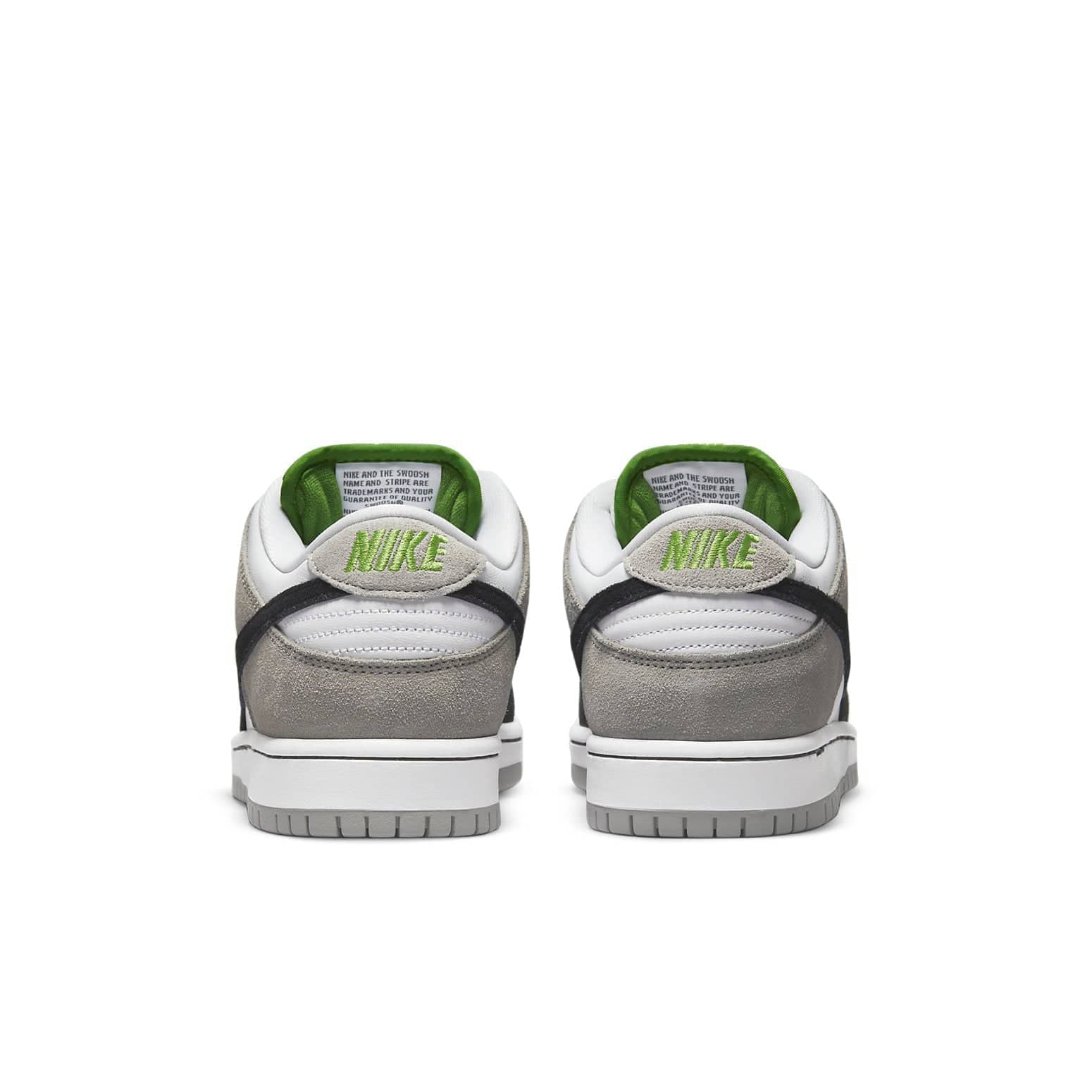 Nike SB Dunk Low  Chlorophyll - Nike SB Dunk Low  Chlorophyll - Yeezy Boost 350