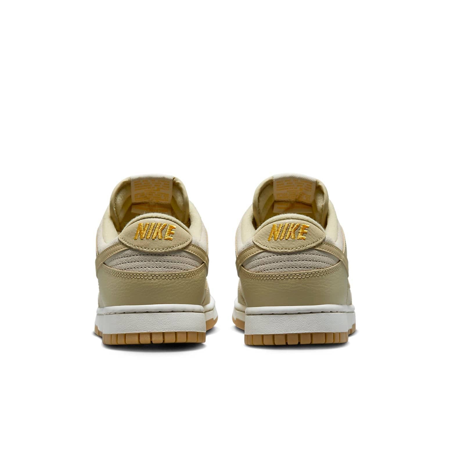 Nike Dunk Low  Khaki Gum - Nike Dunk Low  Khaki Gum - Yeezy Boost 350