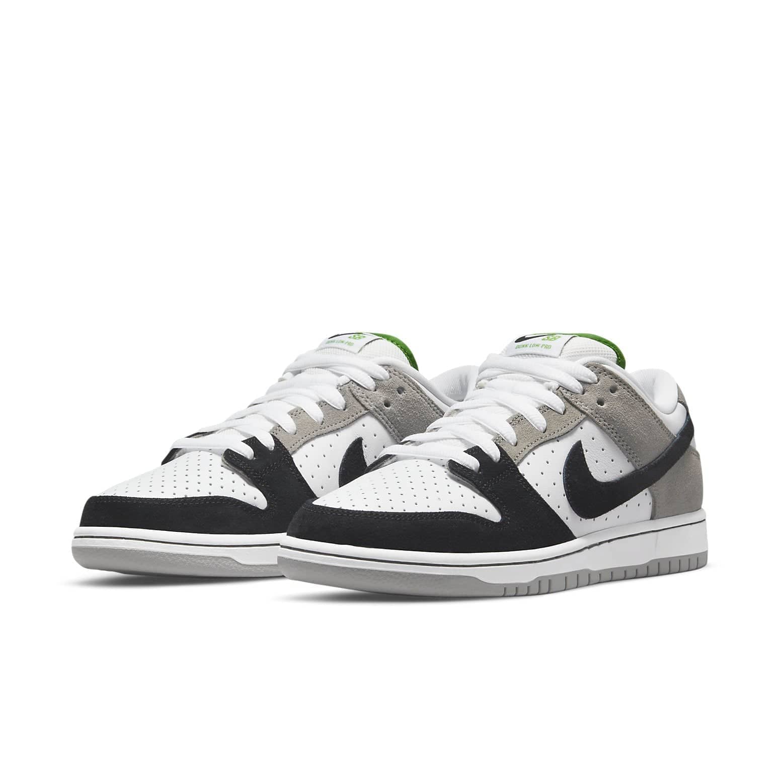 Nike SB Dunk Low  Chlorophyll - Nike SB Dunk Low  Chlorophyll - Yeezy Boost 350