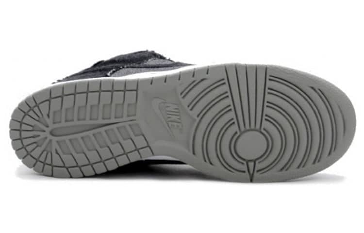 Nike Dunk Low Pro SB  Medicom 2 - Nike Dunk Low Pro SB  Medicom 2 - Yeezy Boost 350