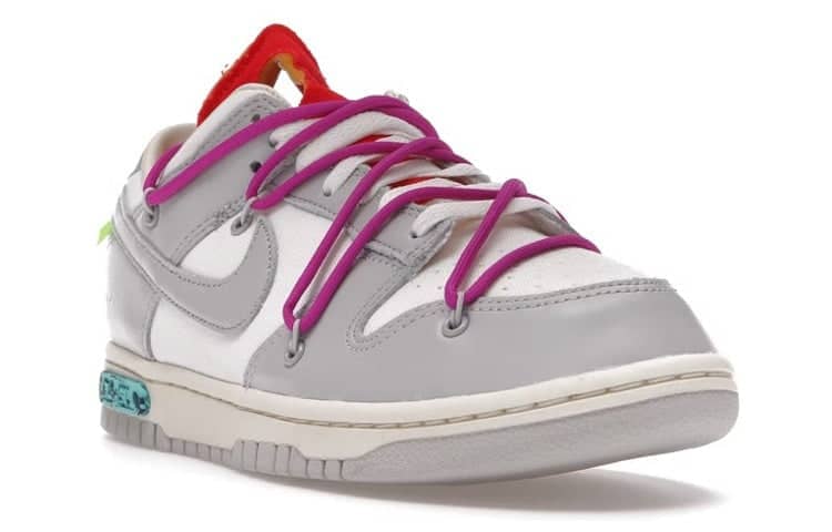 Nike x Off-White Dunk Low  Lot 45 of 50 - Nike x Off-White Dunk Low  Lot 45 of 50 - Yeezy Boost 350