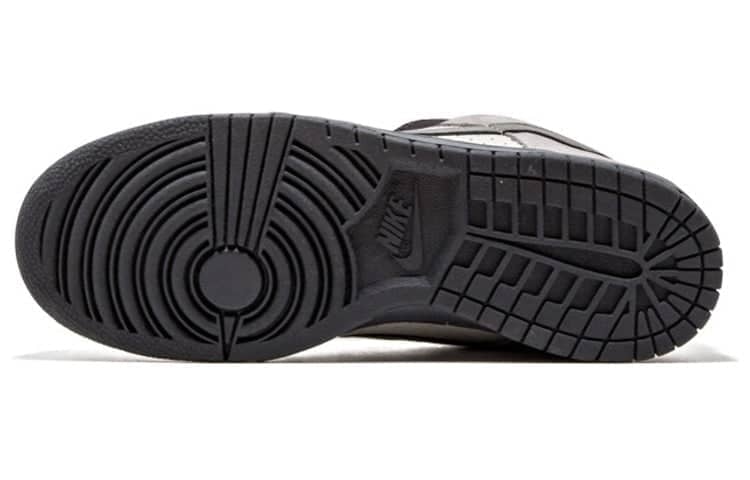 Nike Dunk Low Pro SB  Band Aid - Nike Dunk Low Pro SB  Band Aid - Yeezy Boost 350