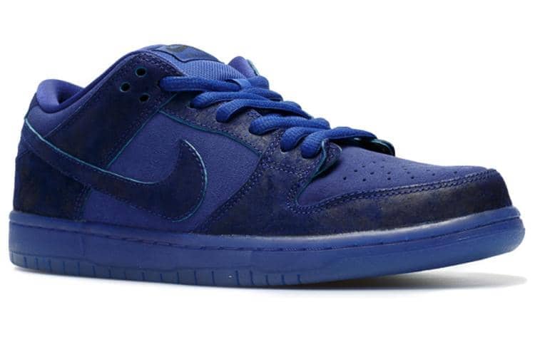 Nike Dunk Low Premium SB  Once In A Blue Moon - Nike Dunk Low Premium SB  Once In A Blue Moon - Yeezy Boost 350