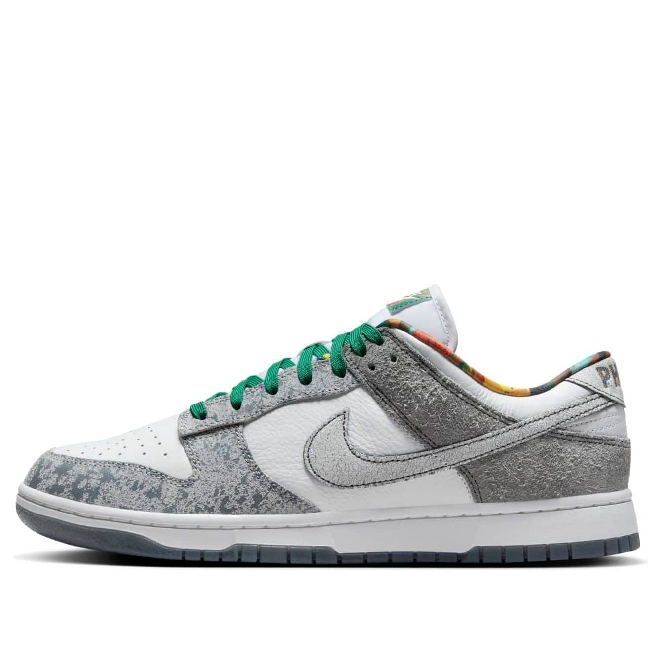 Nike Dunk Low Retro Premium  Philly - Nike Dunk Low Retro Premium  Philly - Yeezy Boost 350