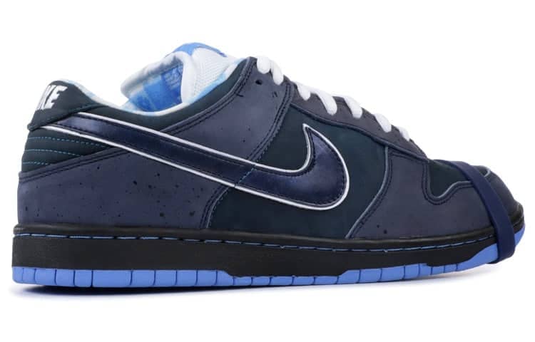 Nike Dunk Low Premium SB  Blue Lobster - Nike Dunk Low Premium SB  Blue Lobster - Yeezy Boost 350