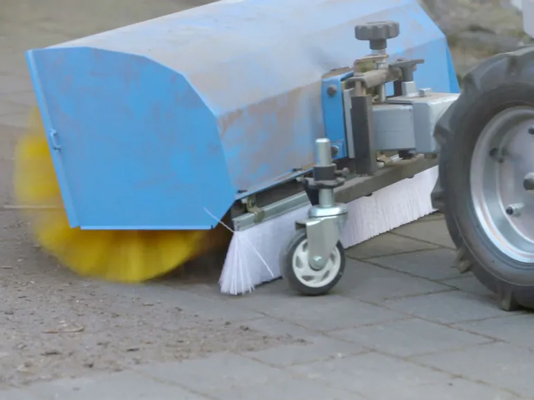 Güde Kehrmaschine »GKM 900 2 in 1«, Zubehör für Motoreinachser, Bürstenbreite 90 cm