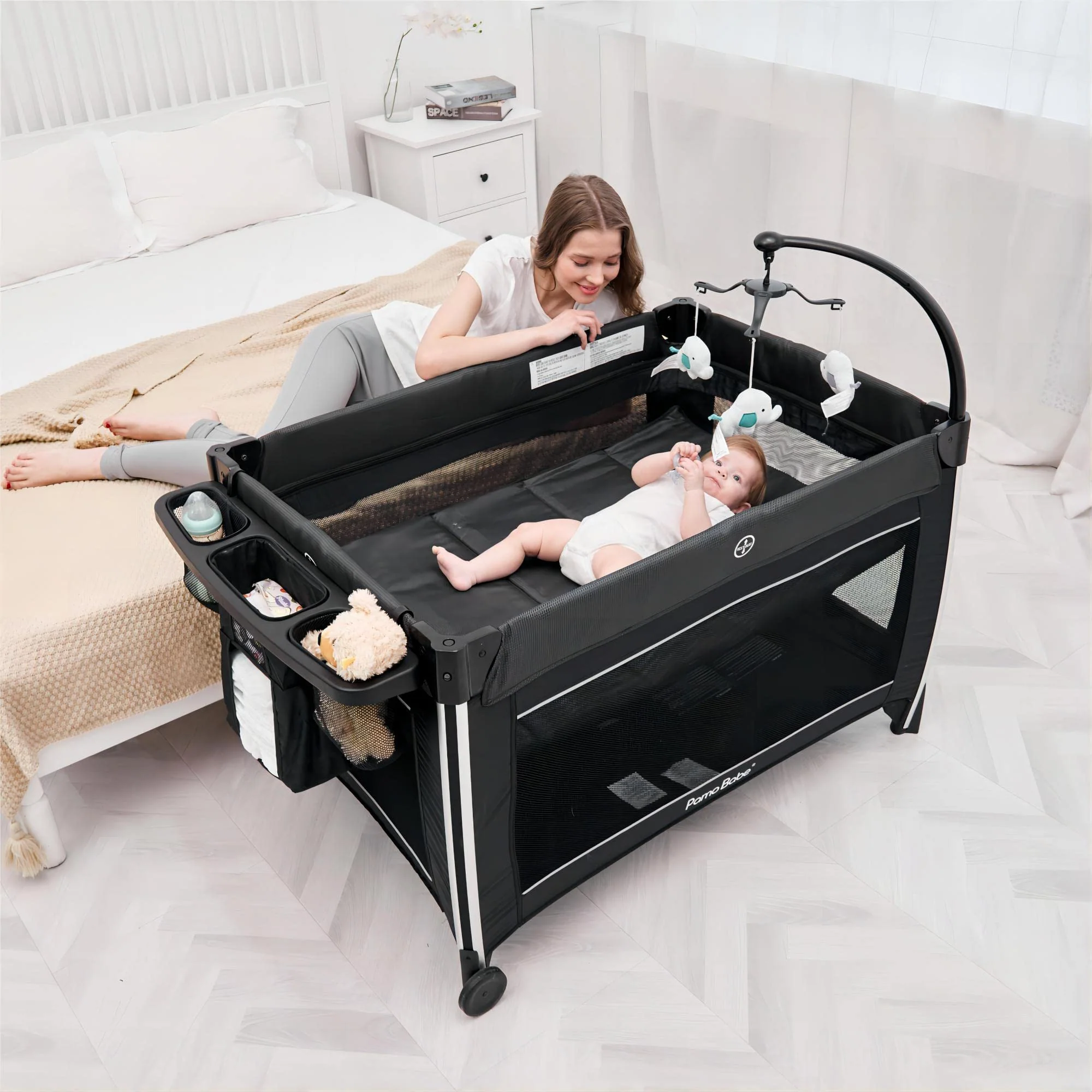 Pamo Babe 4 in 1 Portable Baby Crib Deluxe Nursery Center