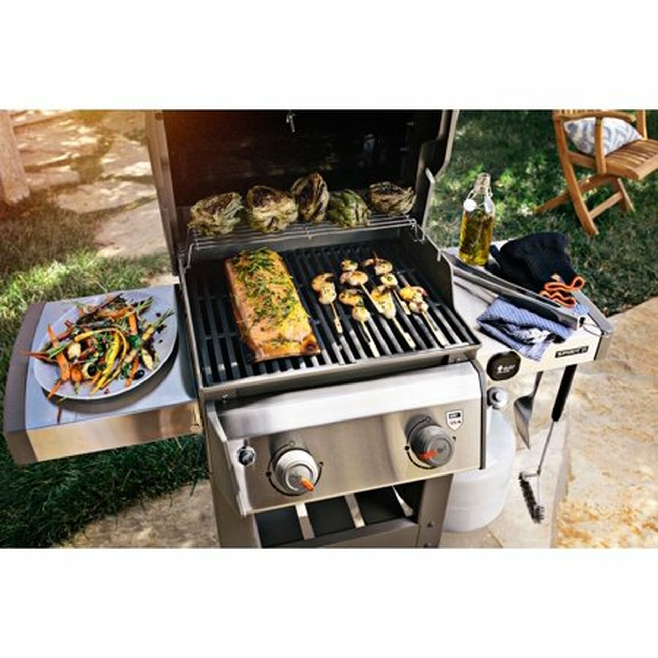 Weber Spirit II E-210 Black Propane Gas Grill, 450 sq in, 26,500 BTU, 2 Burners, GS4 System