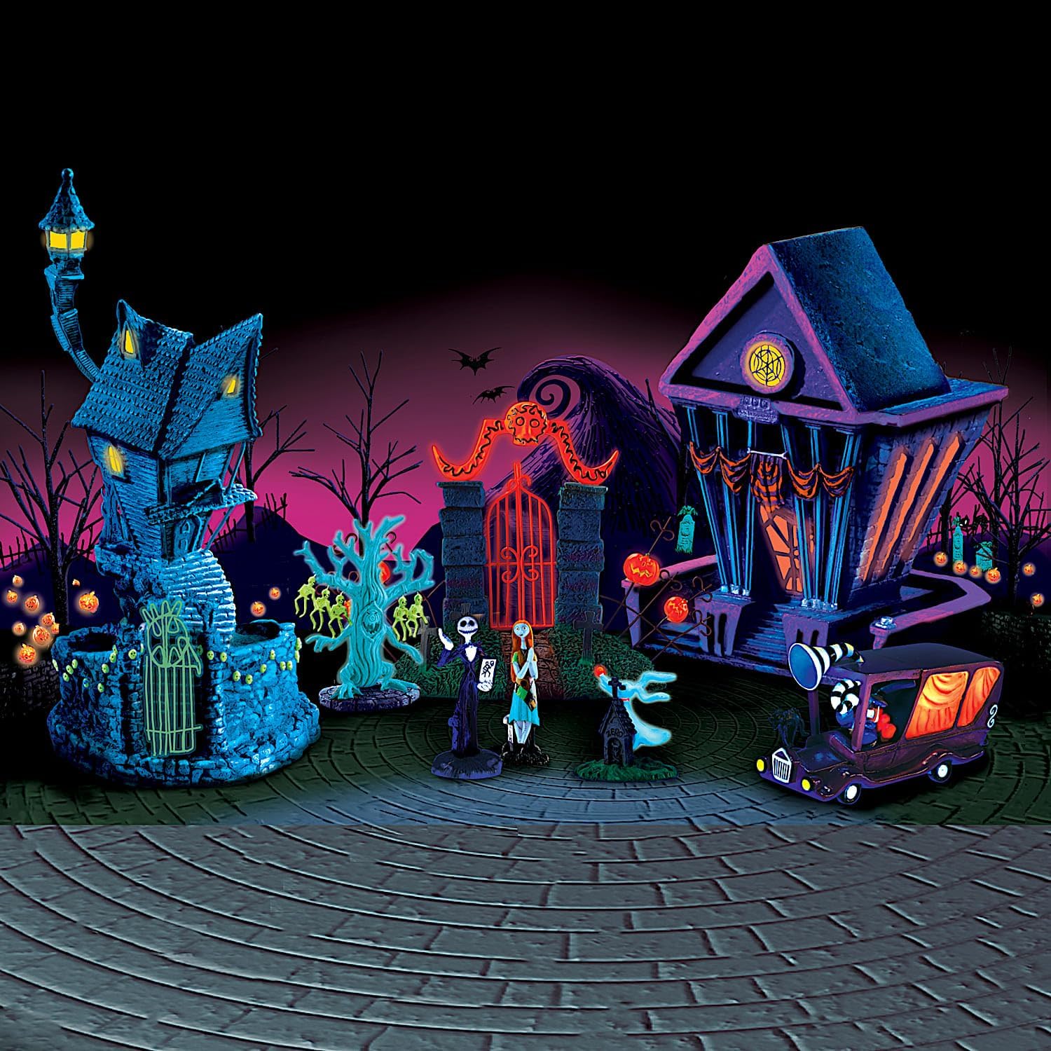 The Nightmare Before Christmas Black Light Village Set
