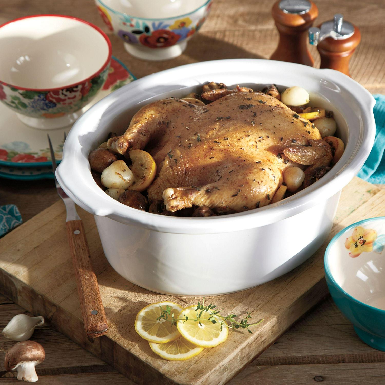 The Pioneer Woman Classic Charm 7-qt Programmable Slow Cooker by Hamilton Beach
