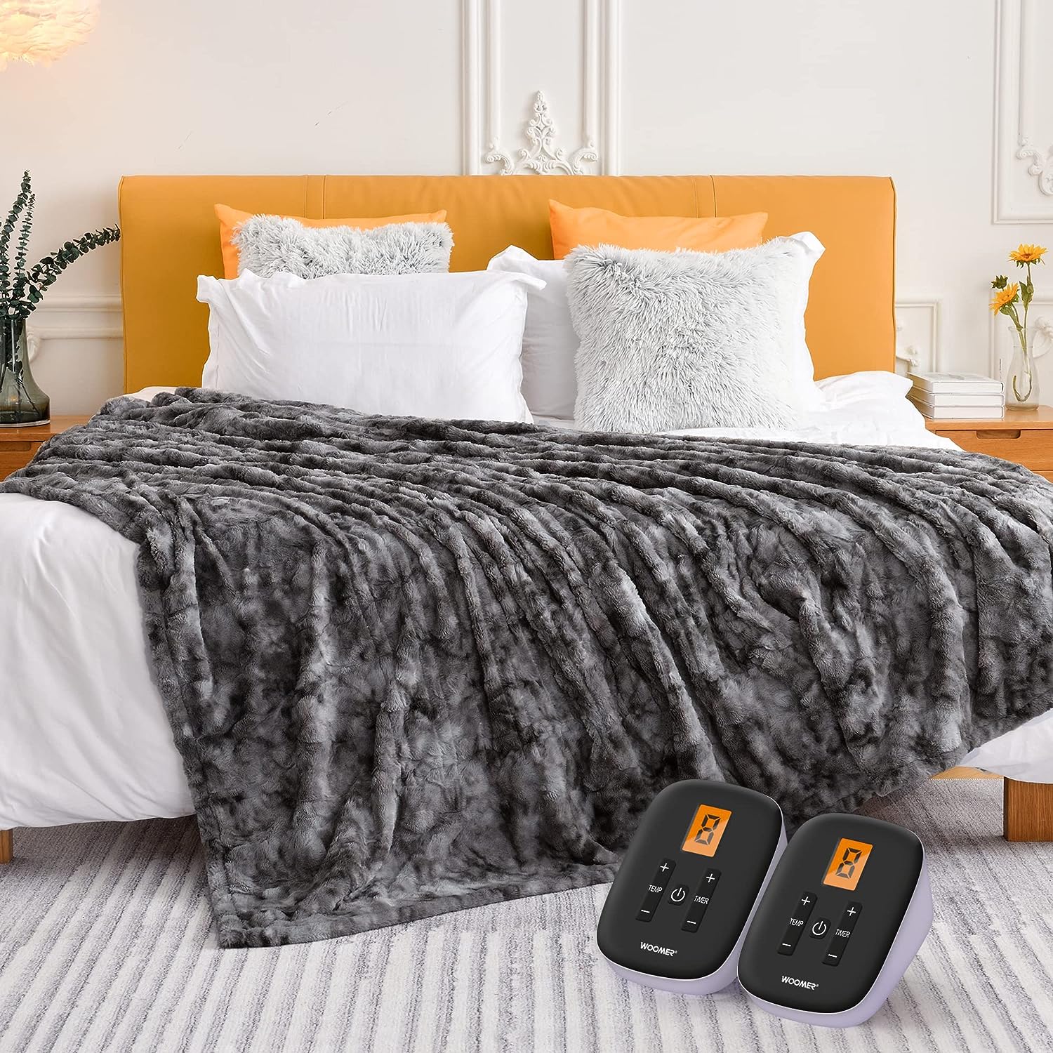 WOOMER King Size Heated Blanket, Faux Fur, Dual Controllers, ETL Certified, 90′′x100′′, Marble Grey