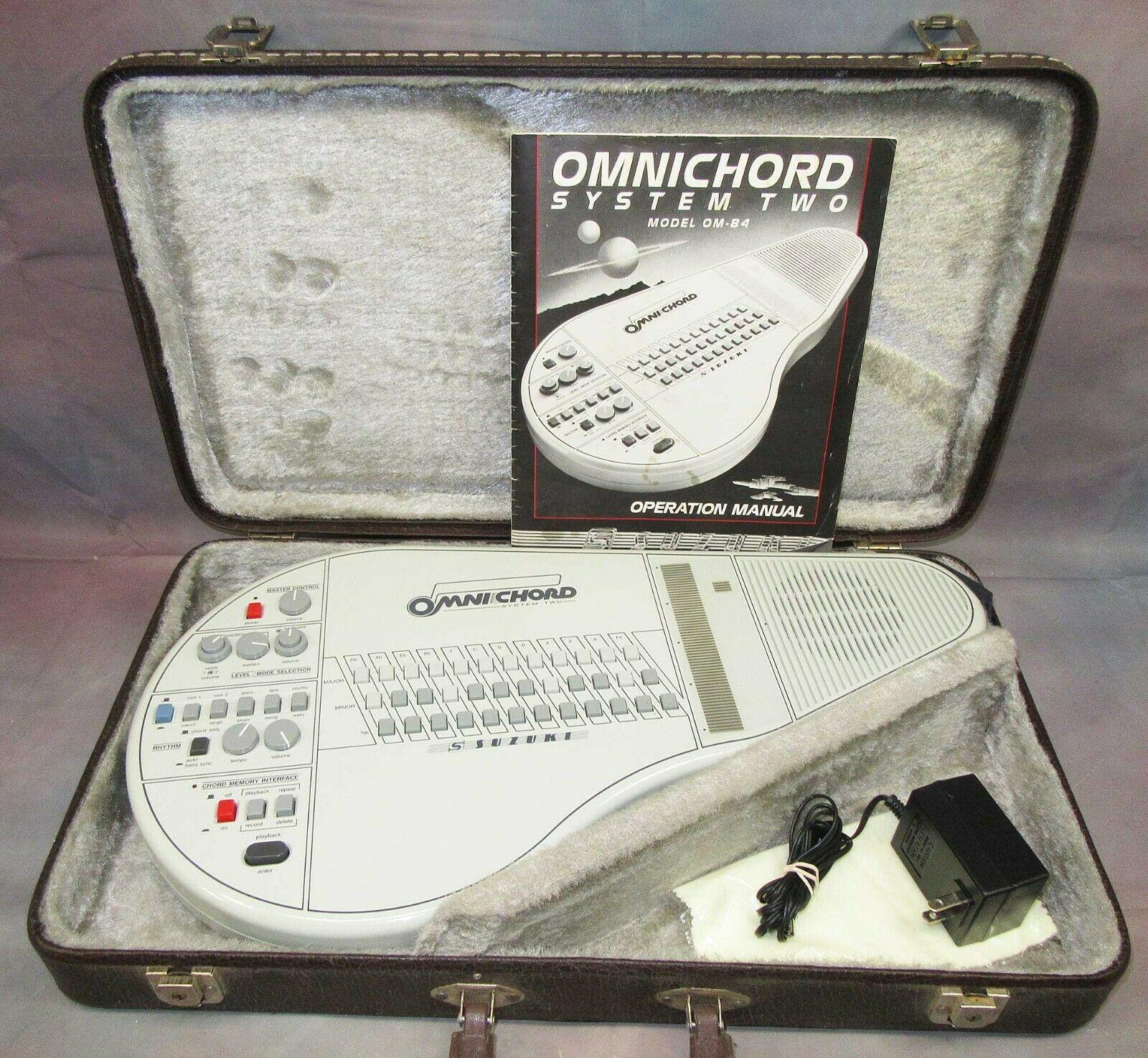 Suzuki Omnichord OM-84 System Two w/ Hard Case Power Supply Manual TESTED! WORKS  sgtnighsdesigns
